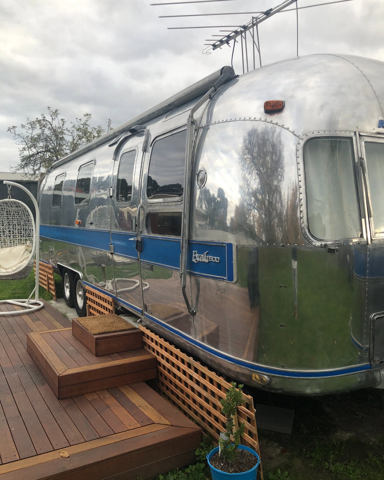 Edwina N Mark Facebook ad: 1977 Airstream excella 500 land yacht
