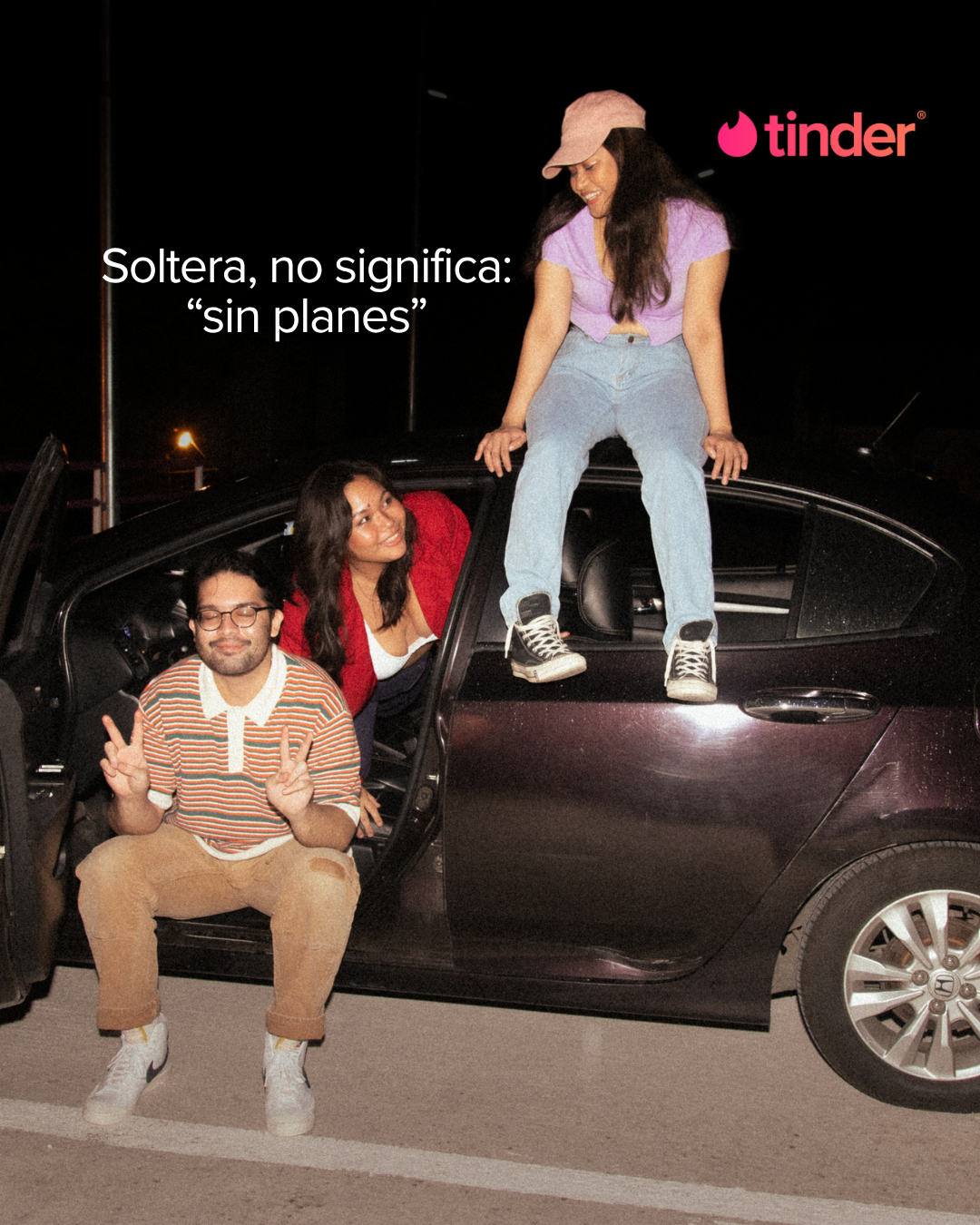 Tinder Facebook ad
