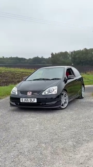 Redline Competitions Facebook ad: Win this Honda Civic Type R for 3p…