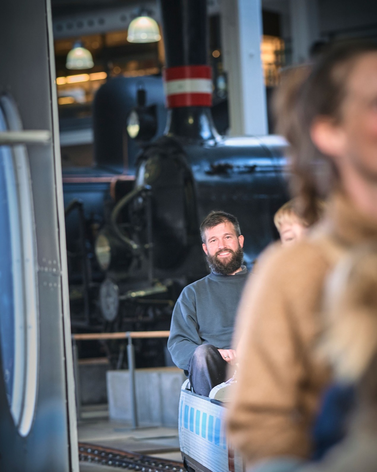 Danmarks Jernbanemuseum Facebook ad: MINITOG, NU KØRER VI INDENDØRS!