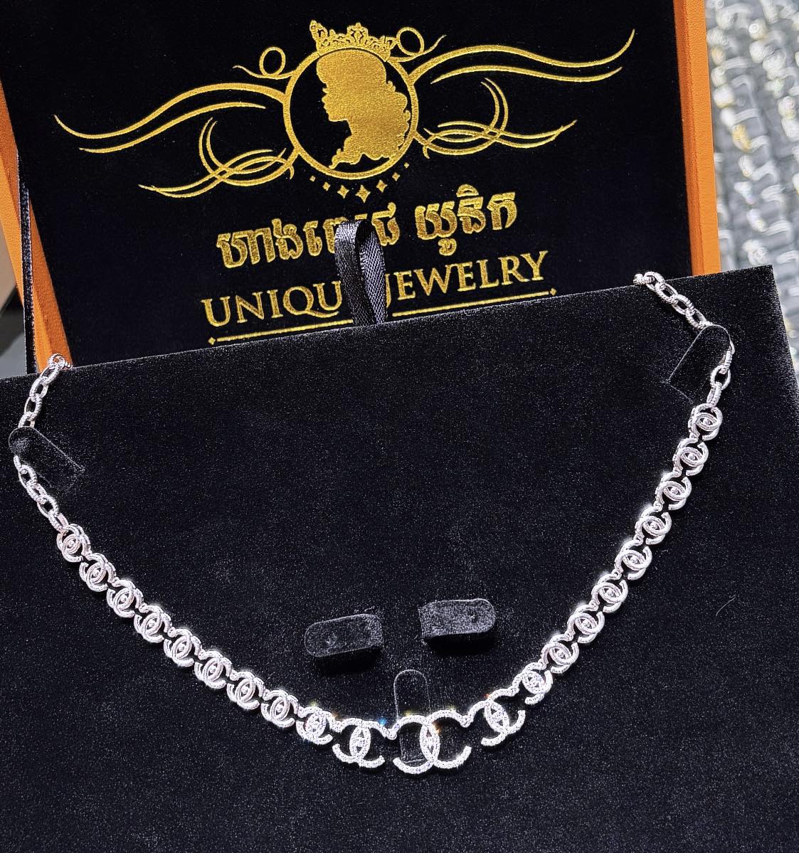 ហាងពេជ្រ យូនិក Unique Jewelry Facebook ad from Mar 25, 2026
