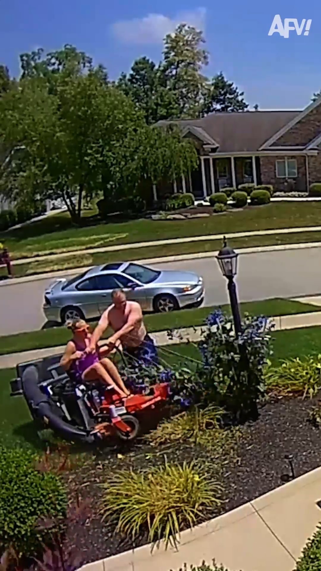 America's Funniest Home Videos Facebook ad: Lawnmower Fail