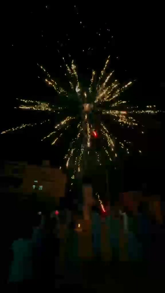 Mughal Fireworks Facebook ad: اپنی Wedding کو Grand بنائیں!