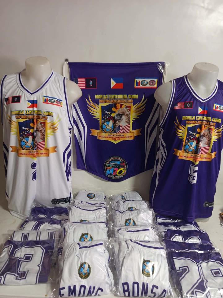 M20 Sports apparel Facebook ad: πππππ πππ π
ππ ππππ ππππππ