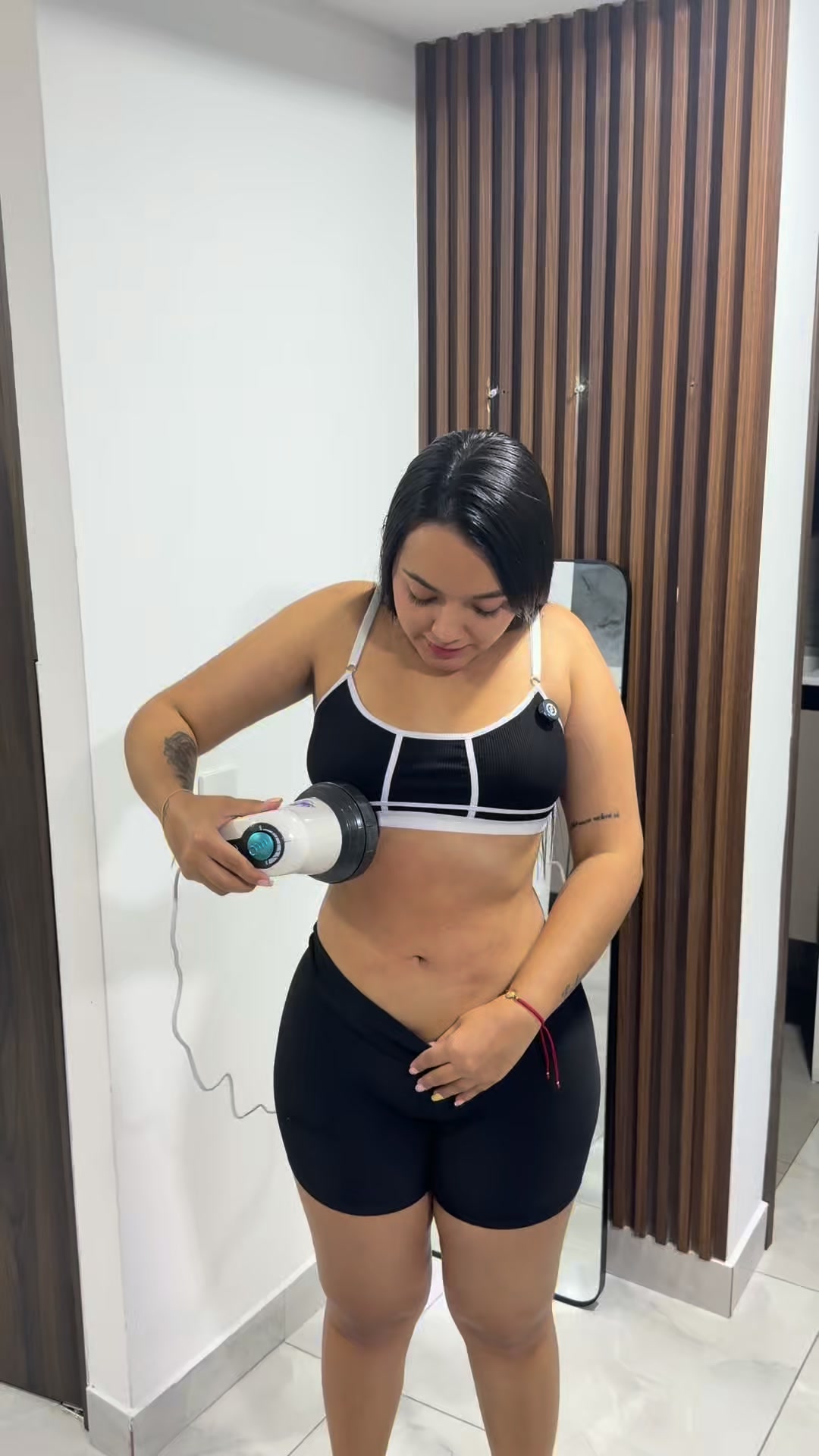 TENDENCIA.shop Facebook ad: Resultados Rapidos