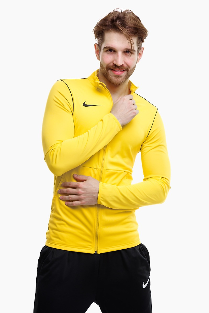 Desportivo.lt Facebook ad: Ieškai sportinės aprangos ir sporto aksesuarų?