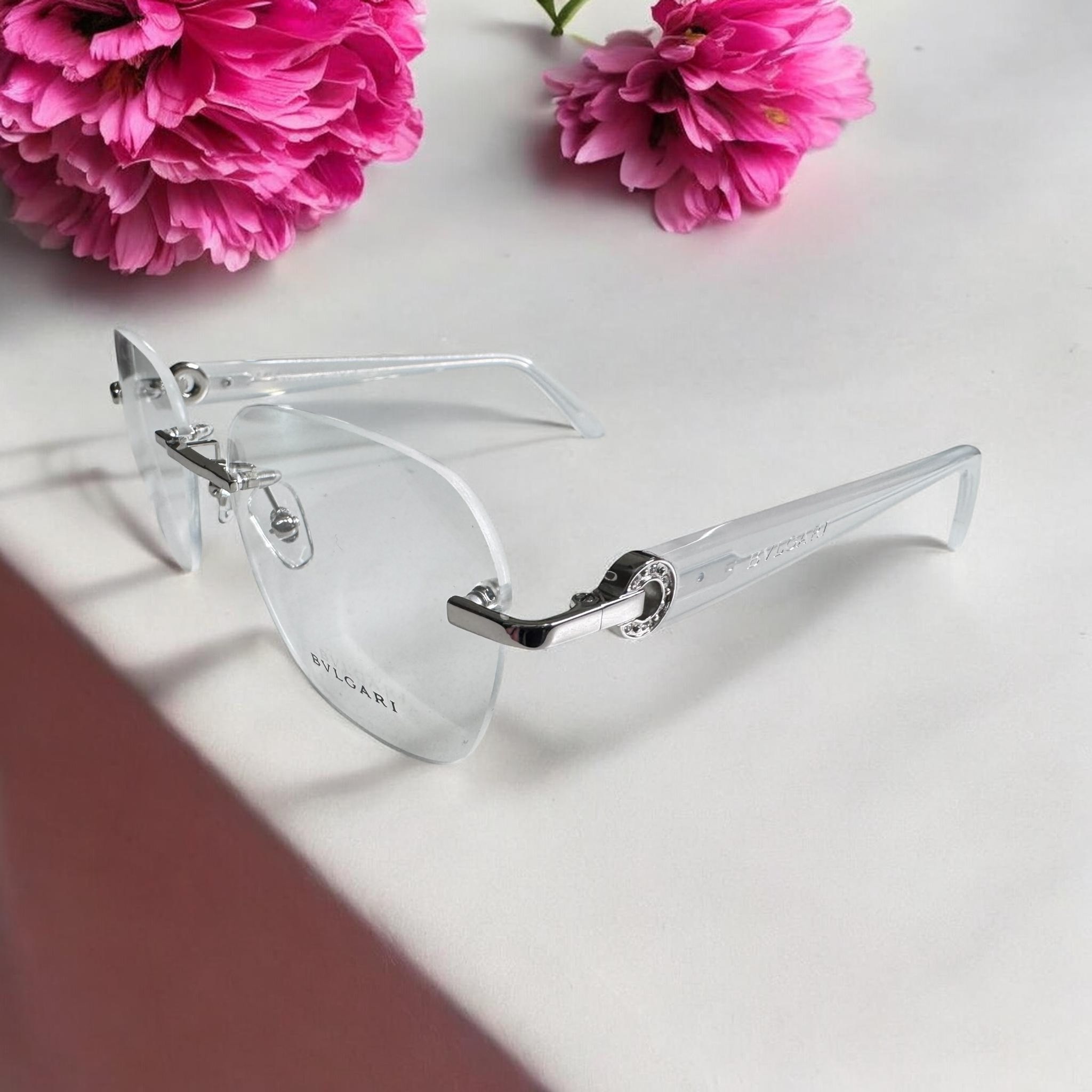 Glasses Dgo Facebook ad: ESTRENA HOY, EN CÓMODOS PAGOS SEMANALES