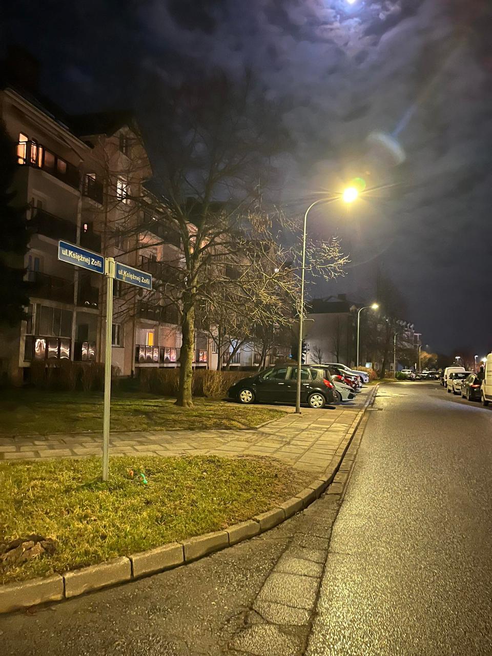 Bezpieczna Przestrzeń Facebook ad: Przeczytaj to jeśli twoje dziecko wraca samo do domu w nocy