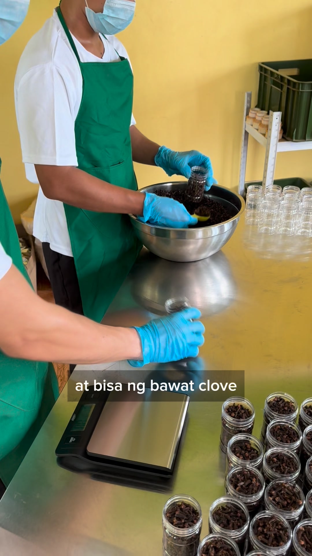 Ron's Cloves Tea Philippines Facebook ad: BUY 1 TAKE 1 + FREE SHIPPING