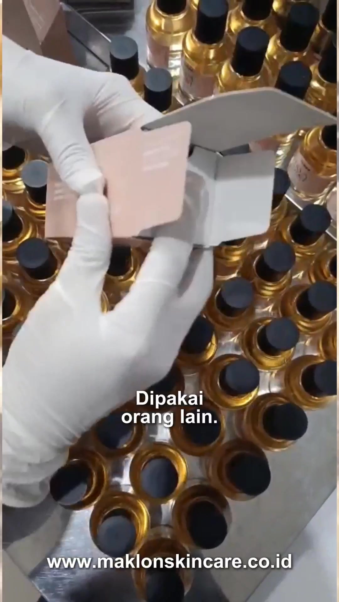 Maklon Skincare Facebook ad: Maklon Parfum EDP & Extrait