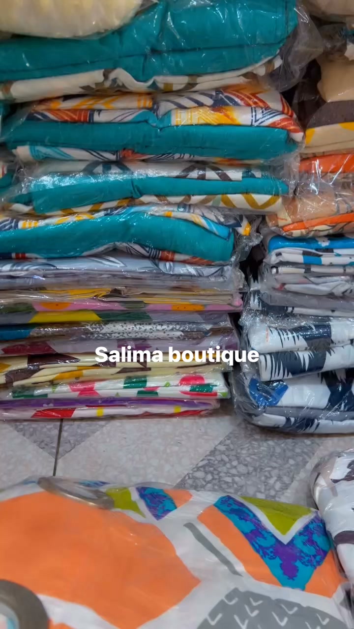 Salima Boutique Facebook ad: RIDEAUX DISPONIBLE À 13.000F LE PAQUET