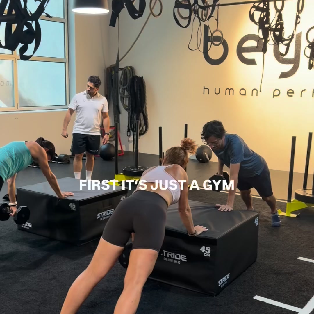Beyond - Human Performance Facebook ad: Gruppentraining bei beyond
