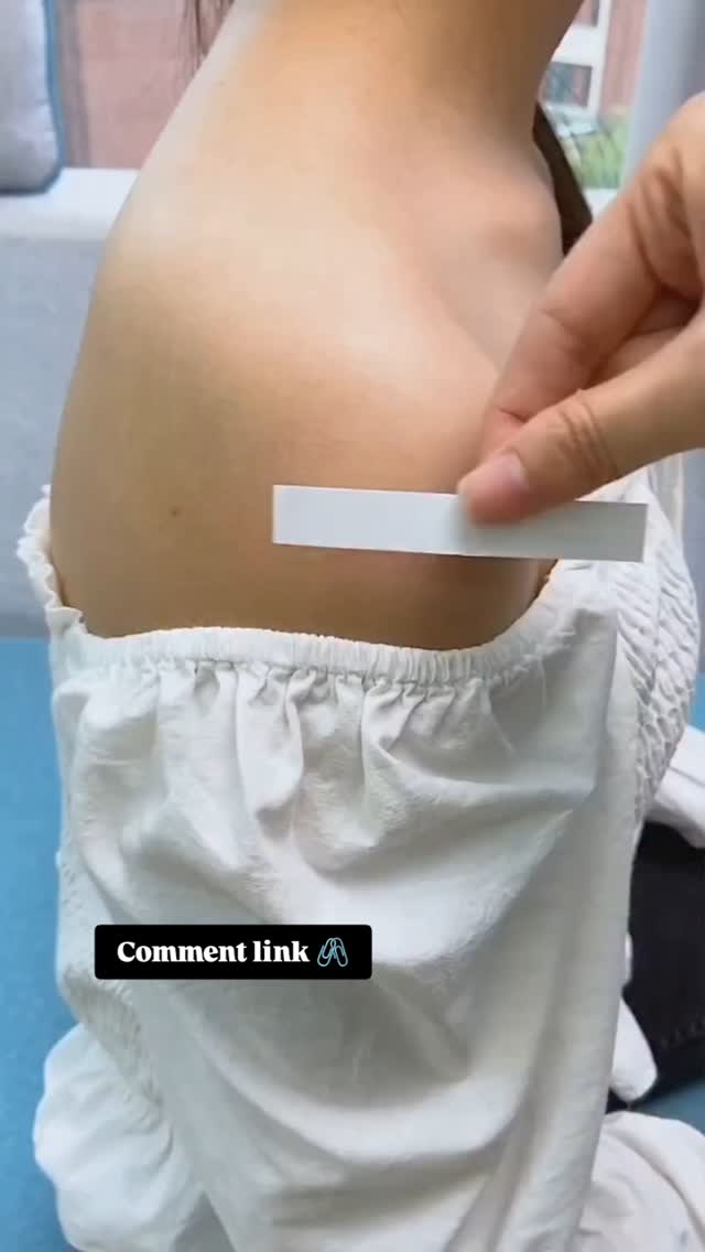 cart.bag Facebook ad: Body tape, double sided tape for clothes, comment…
