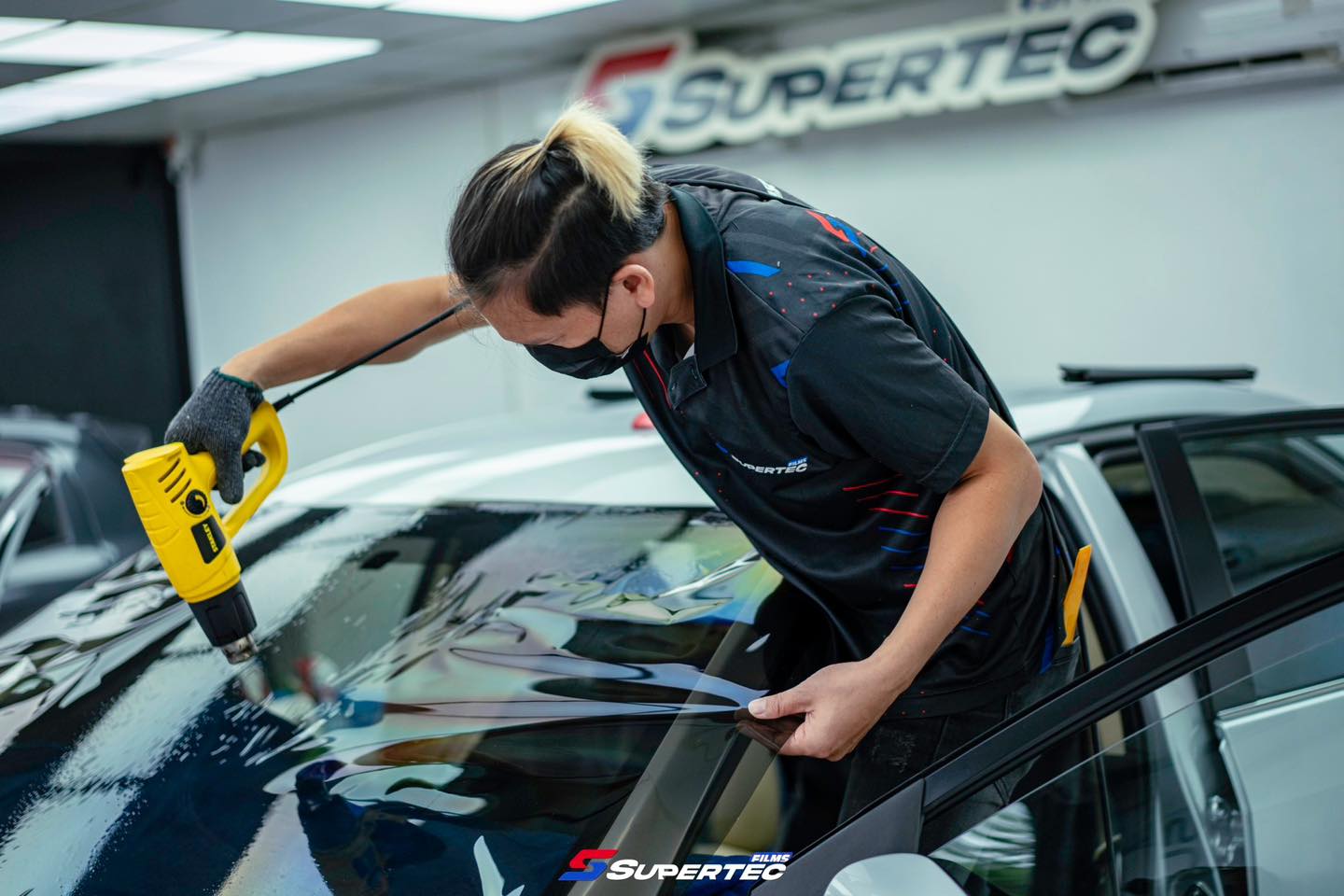 SuperTec Films : ฟิล์มกรองแสงรถยนต์ และอาคาร Facebook ad