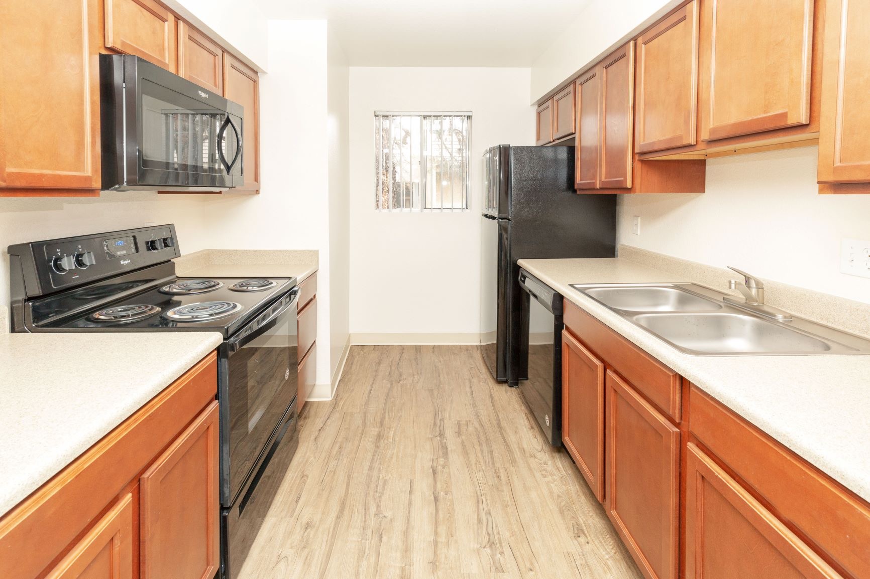 Cimarron Place Apartments- Tucson, AZ Facebook ad: It’s your time for an apartment upgrade!