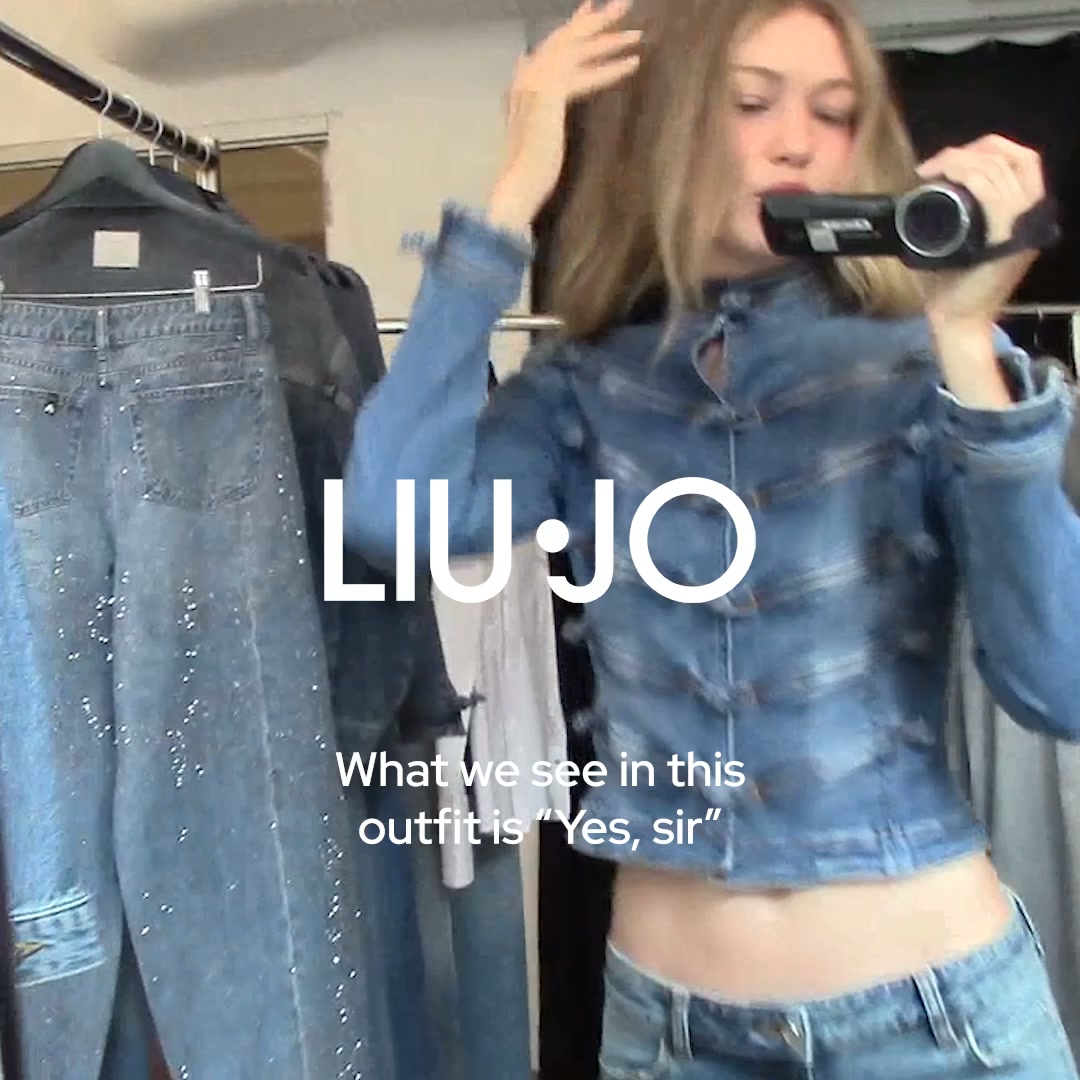 Liu Jo Facebook ad: The Gigi Hadid Edit.