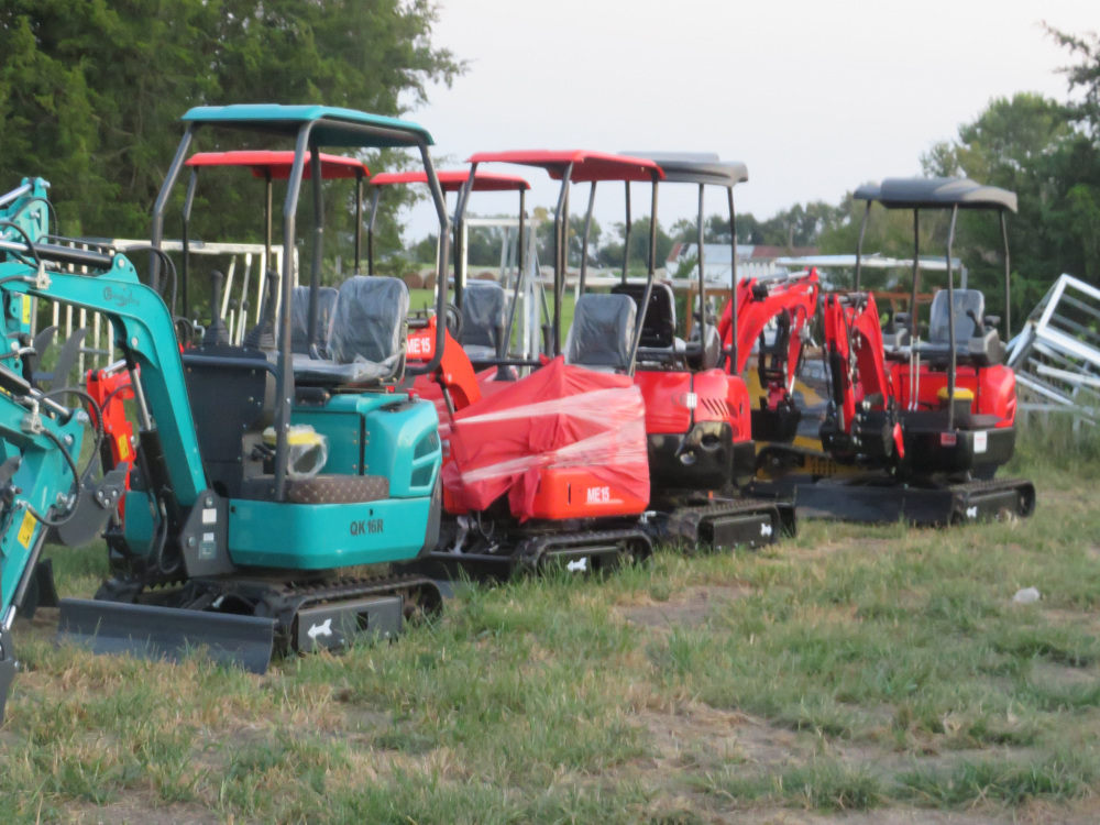 Barnyard Auctions LLC Facebook ad: September 15th @ 6:30PM Ottawa, Ks New Equipment…