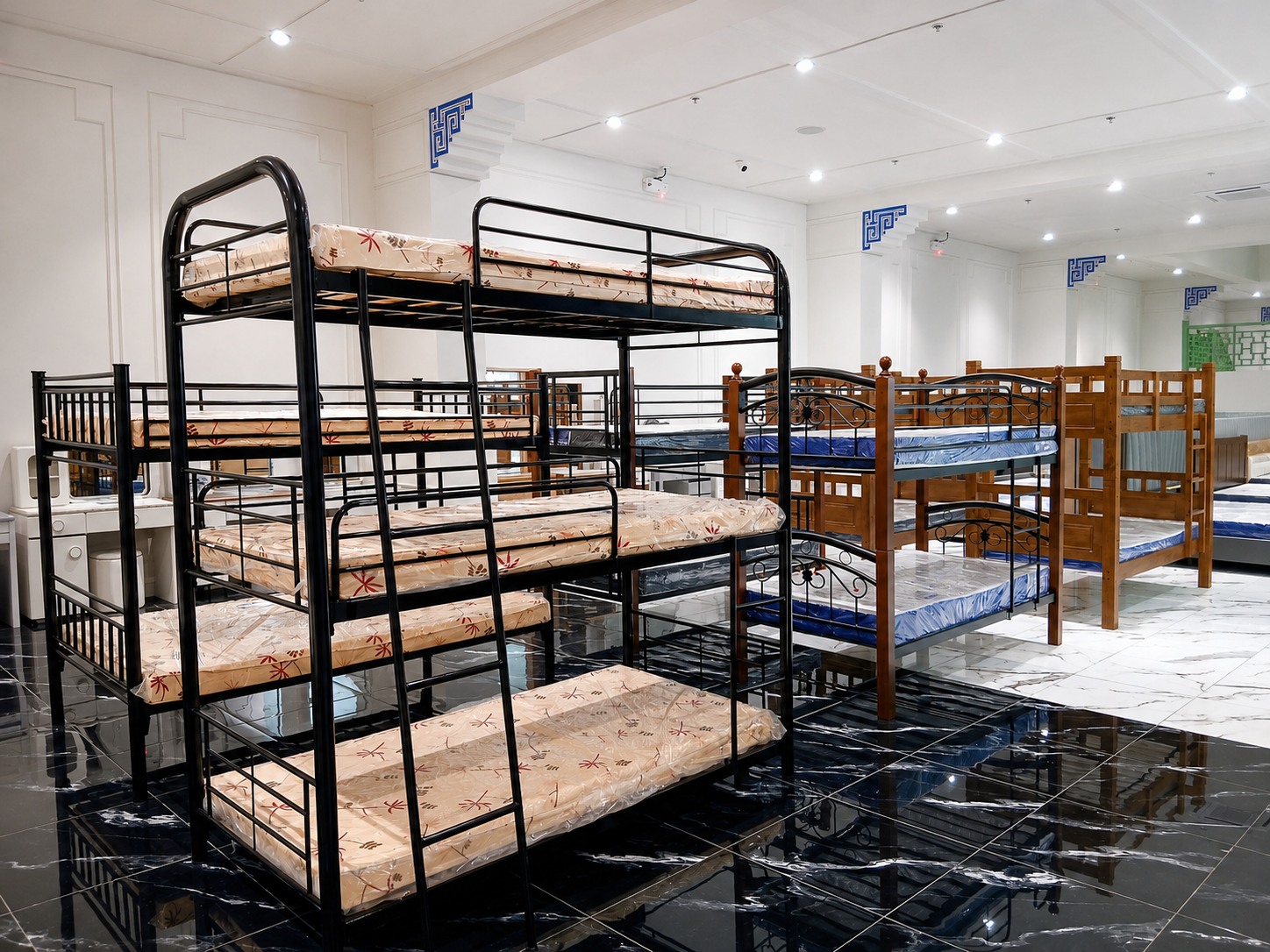 Hilton's Furniture Angeles Facebook ad: Class and comfort made affordable.
