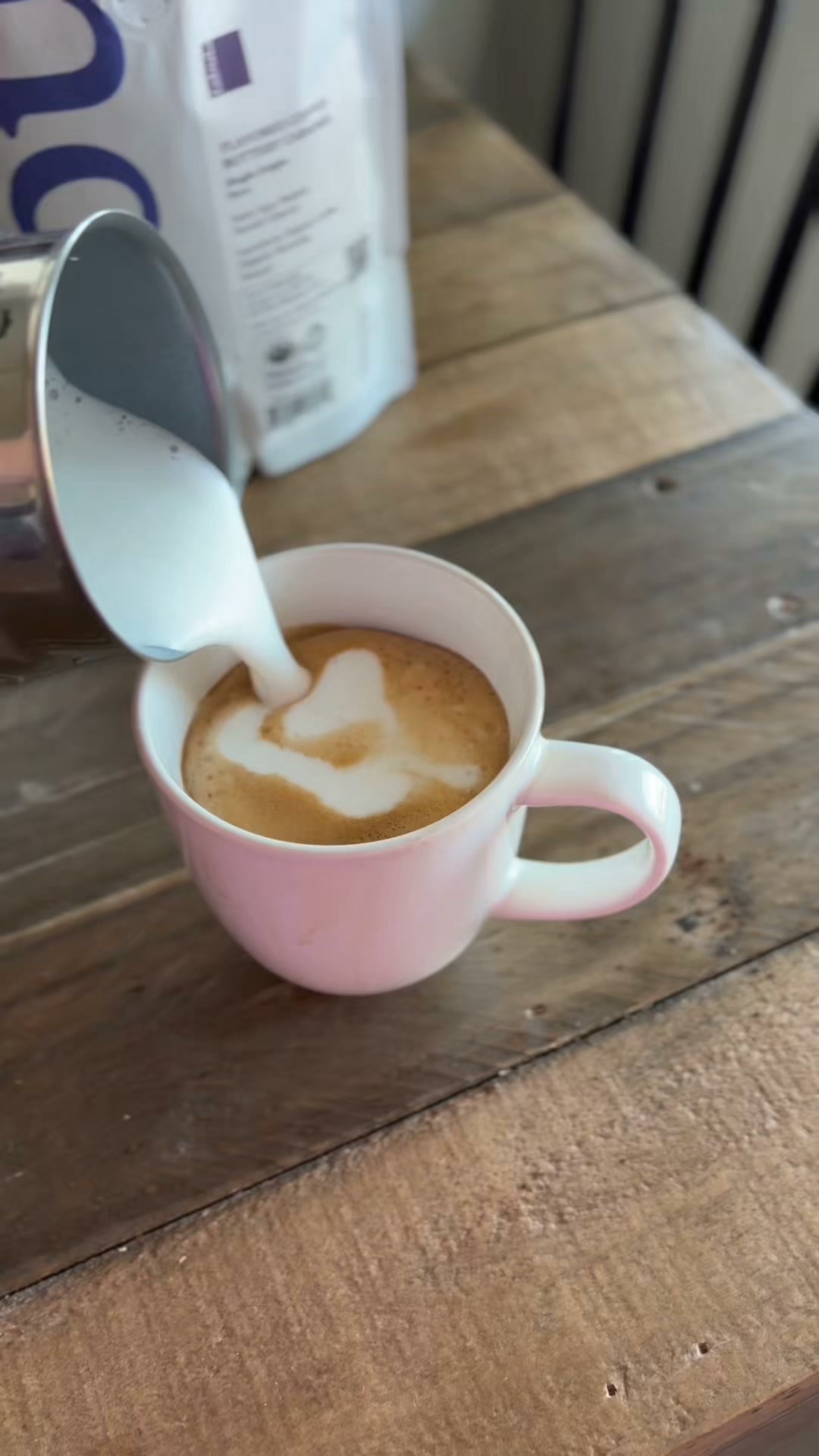 Fabula Coffee Facebook ad: Drink Clean Coffee, Feel Great