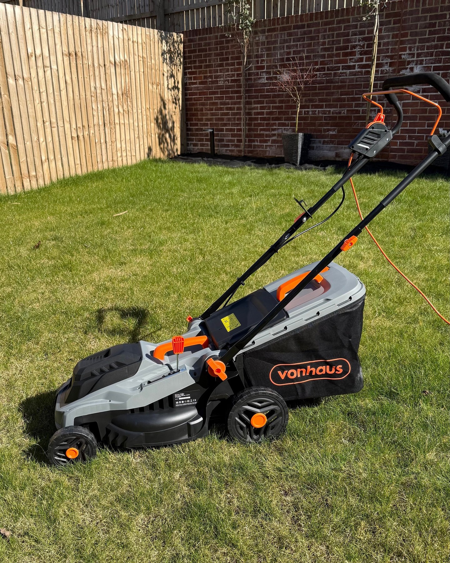 Vonhaus Facebook ad