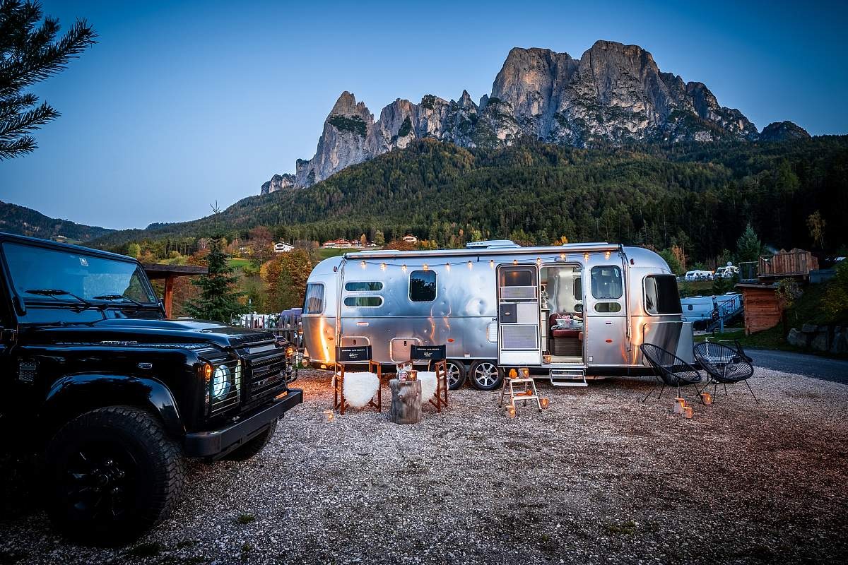 Top Campings Facebook ad: Campeggi a 4 e 5 Stelle in Trentino Alto-Adige
