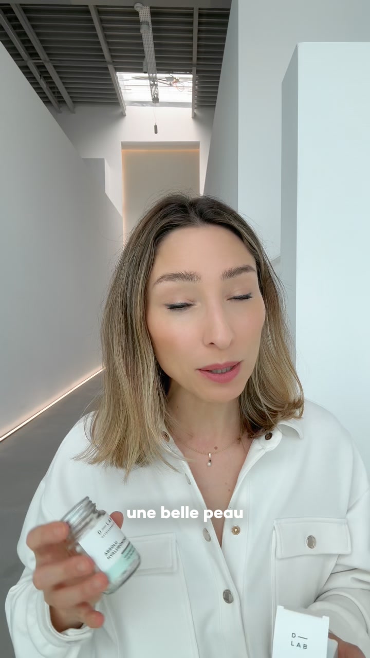 D-LAB NUTRICOSMETICS Facebook ad: Absolu Hyaluronique