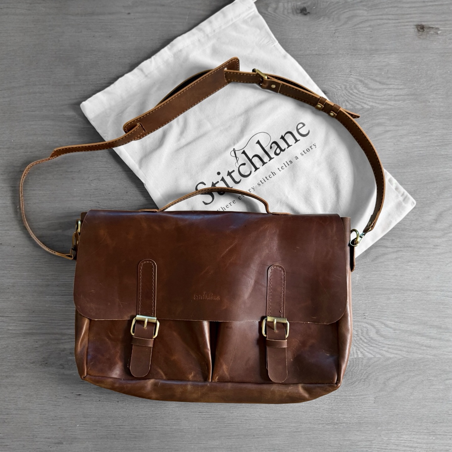 Stitchlanecraft Facebook ad: Meet the Old-Money Laptop Bag!