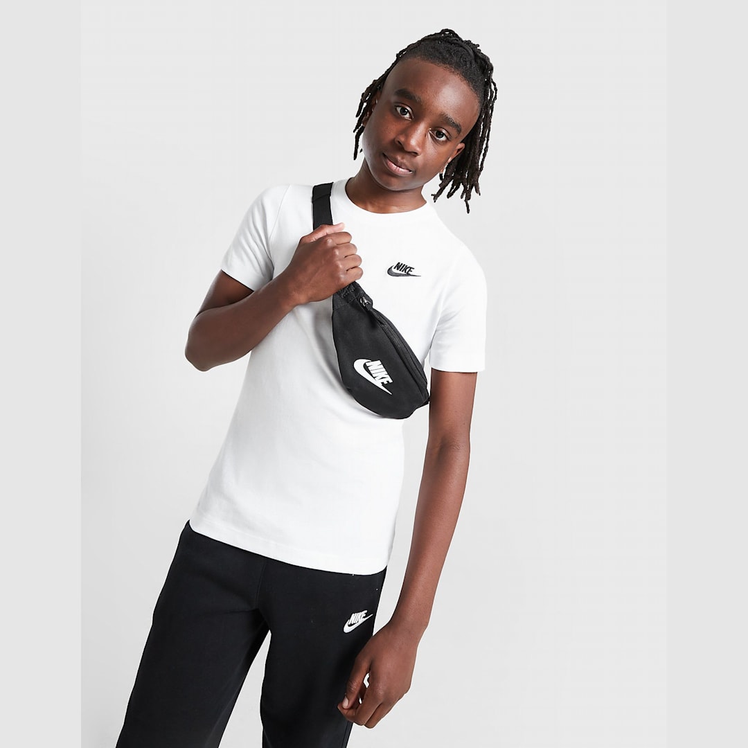 JD Sports Facebook ad