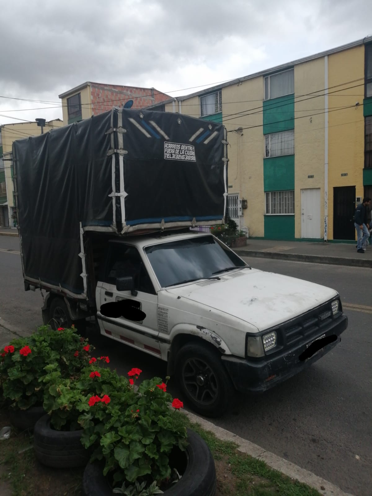 Mudanzas Nápoles Bogotá Facebook ad: Servicio de acarreos y trasteos disponibilidad en toda…