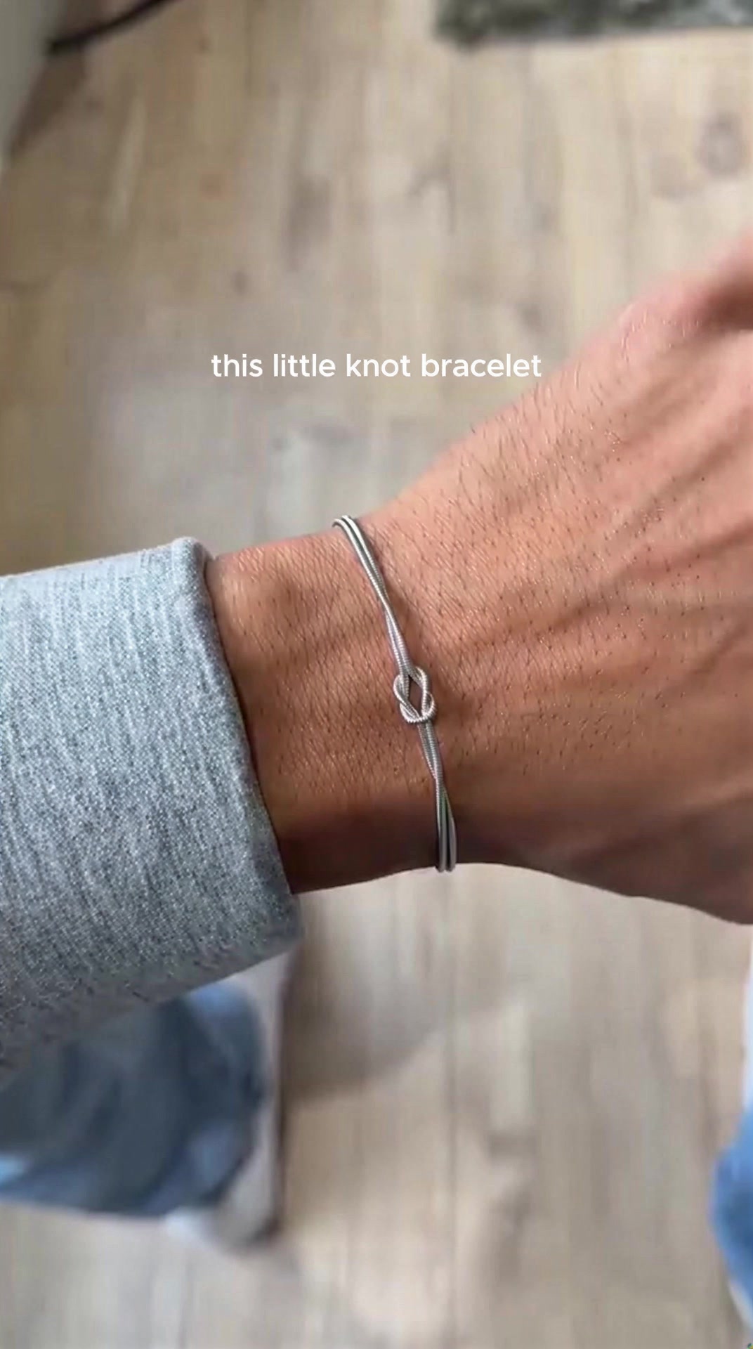 Kloudy.jewelry Facebook ad: Buy 1, Get 1 FREE!
