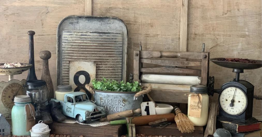 Countin' Crows Facebook ad: Farmhouse & Vintage Store