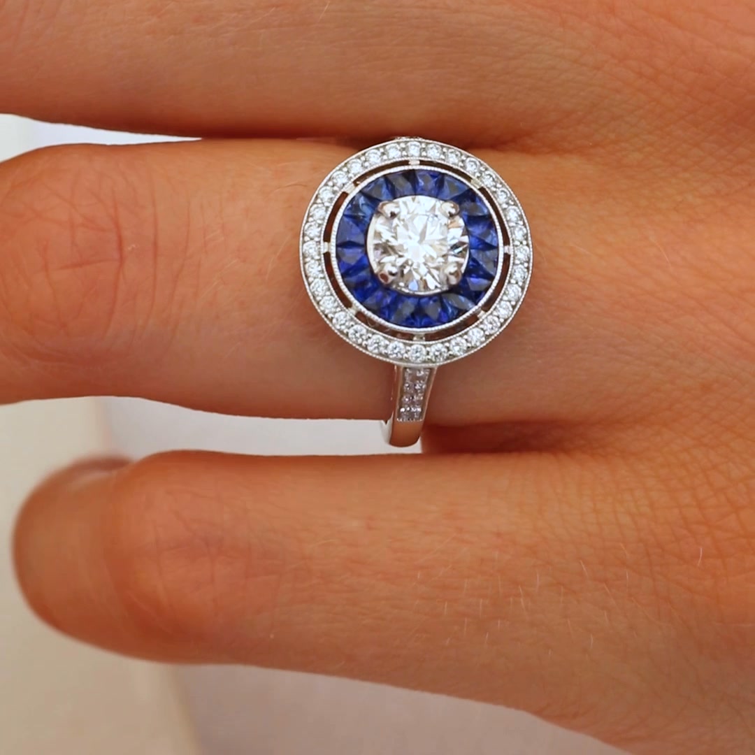 Valérie Danenberg Facebook ad: Votre bague Art Déco Maison Valérie Danenberg
