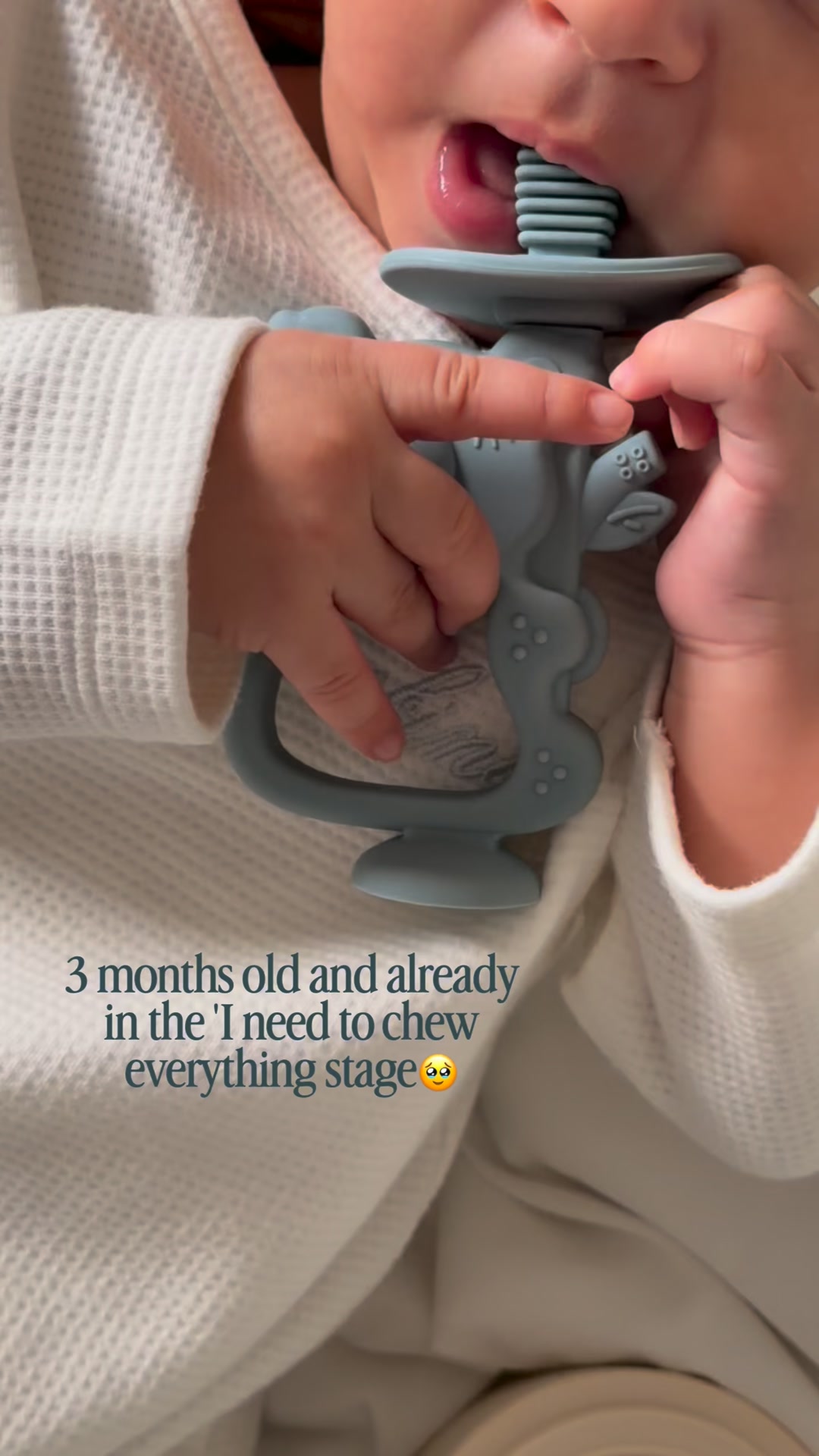 Moonkie Facebook ad: Play, Explore & Teethe Safely.