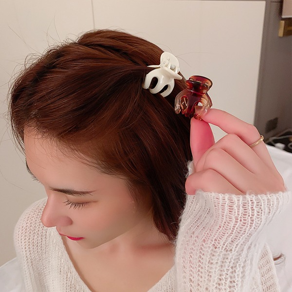 MING MING Facebook ad: 髮型救星 氣質關鍵