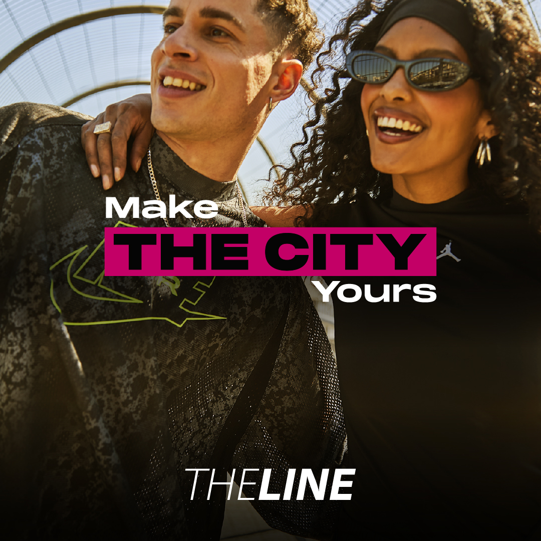 The Line Facebook ad: La ciudad cambia cuando la haces tuya.