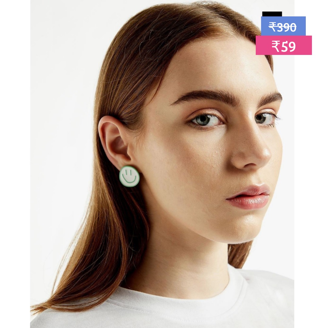 AJIOlife Facebook ad