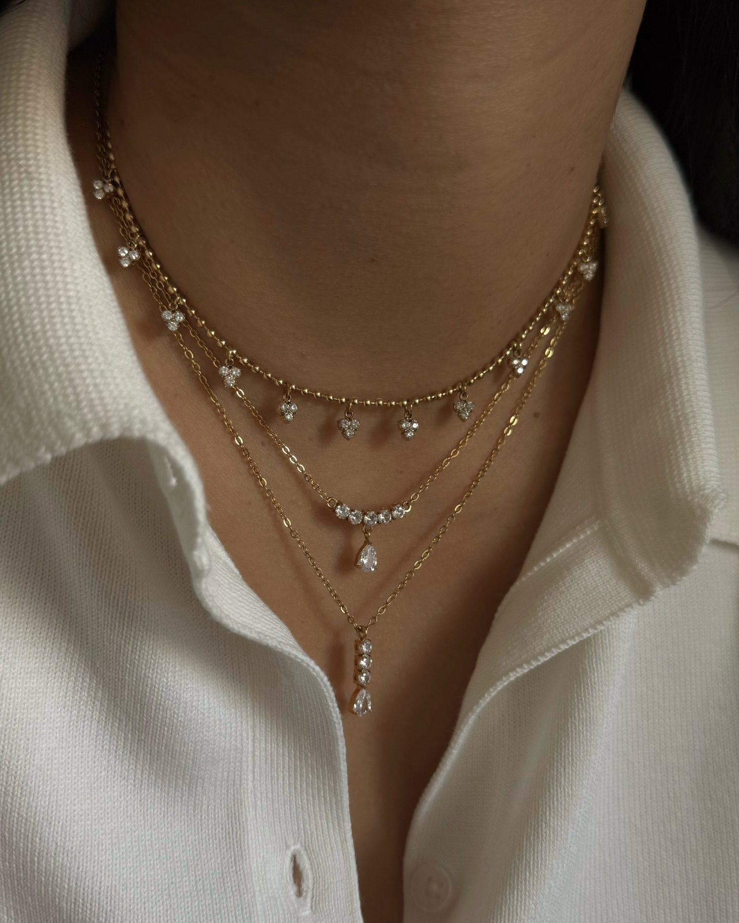 Lastnight Facebook ad: New necklaces launching at 7:00pm.