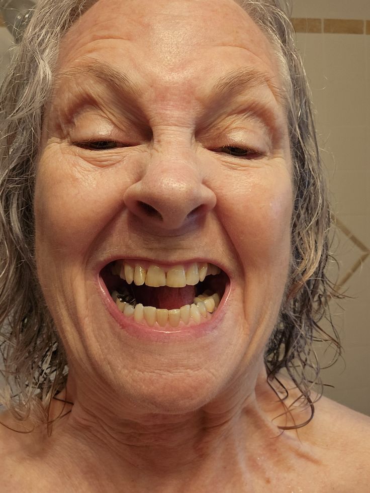 The Smile Journal Facebook ad: Read this if whitening strips have never actually worked…