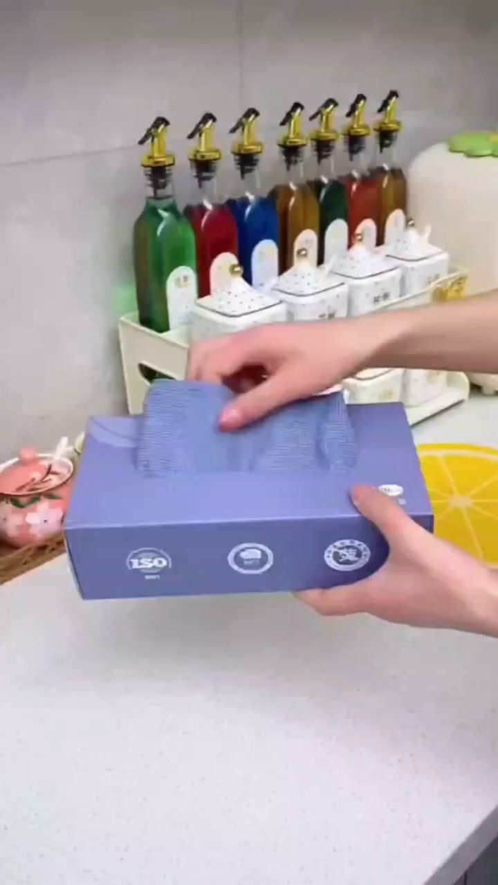 Home Asthetics Facebook ad: Viral Cleaning Clothes