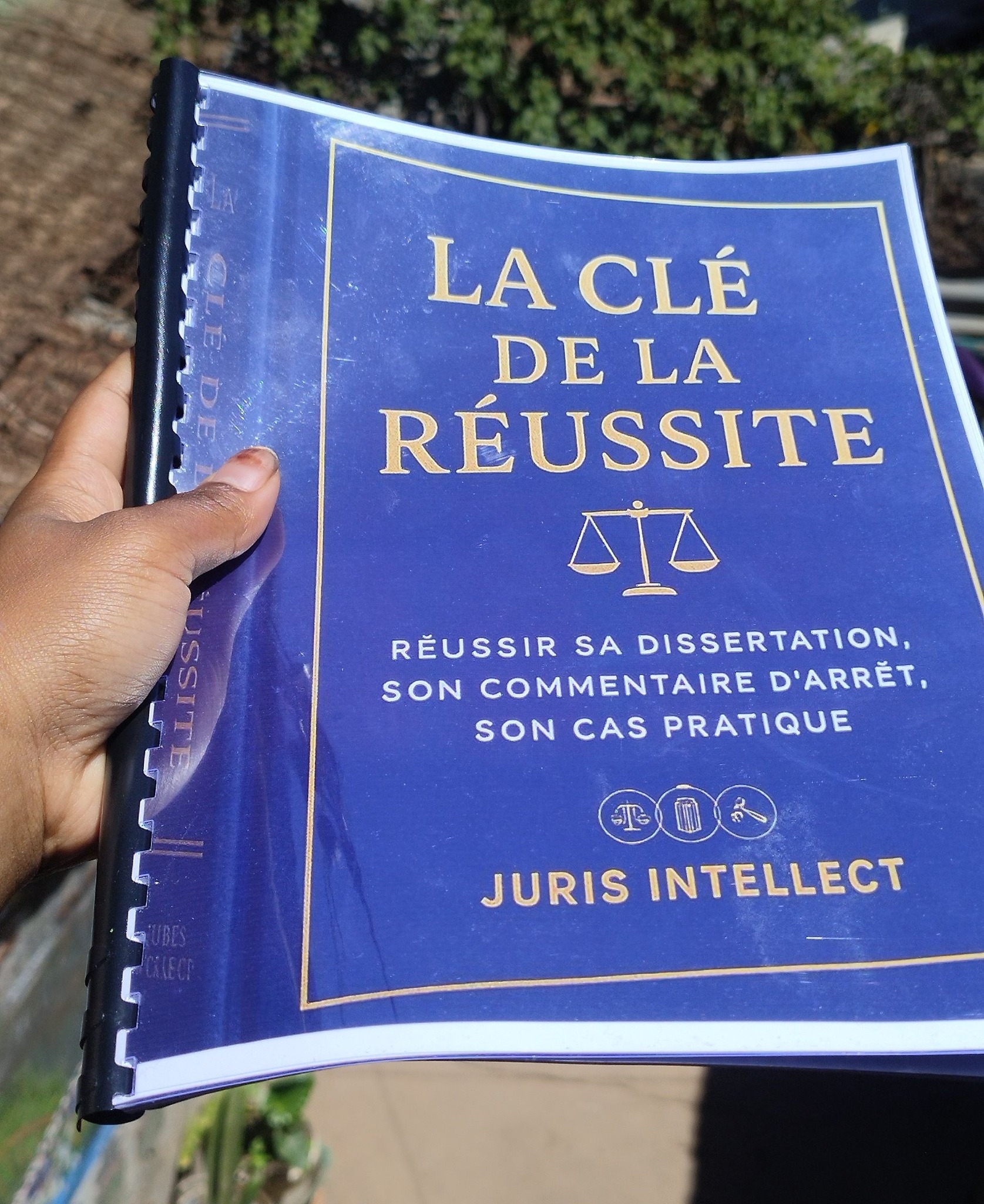 Juris intellect Facebook ad: Te hahazo naoty tsara sy handresy amin’ny examen…