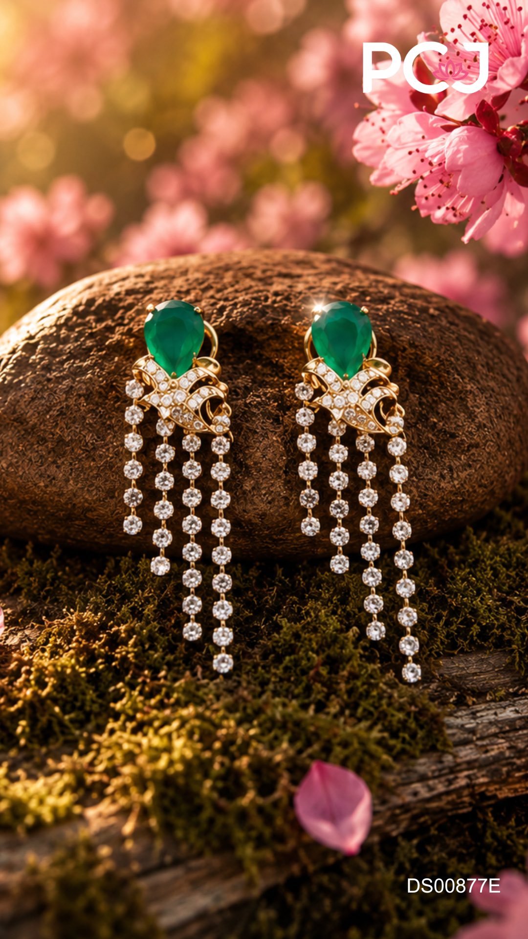 PC Jeweller Facebook ad: Grace meets brilliance in every detail.
