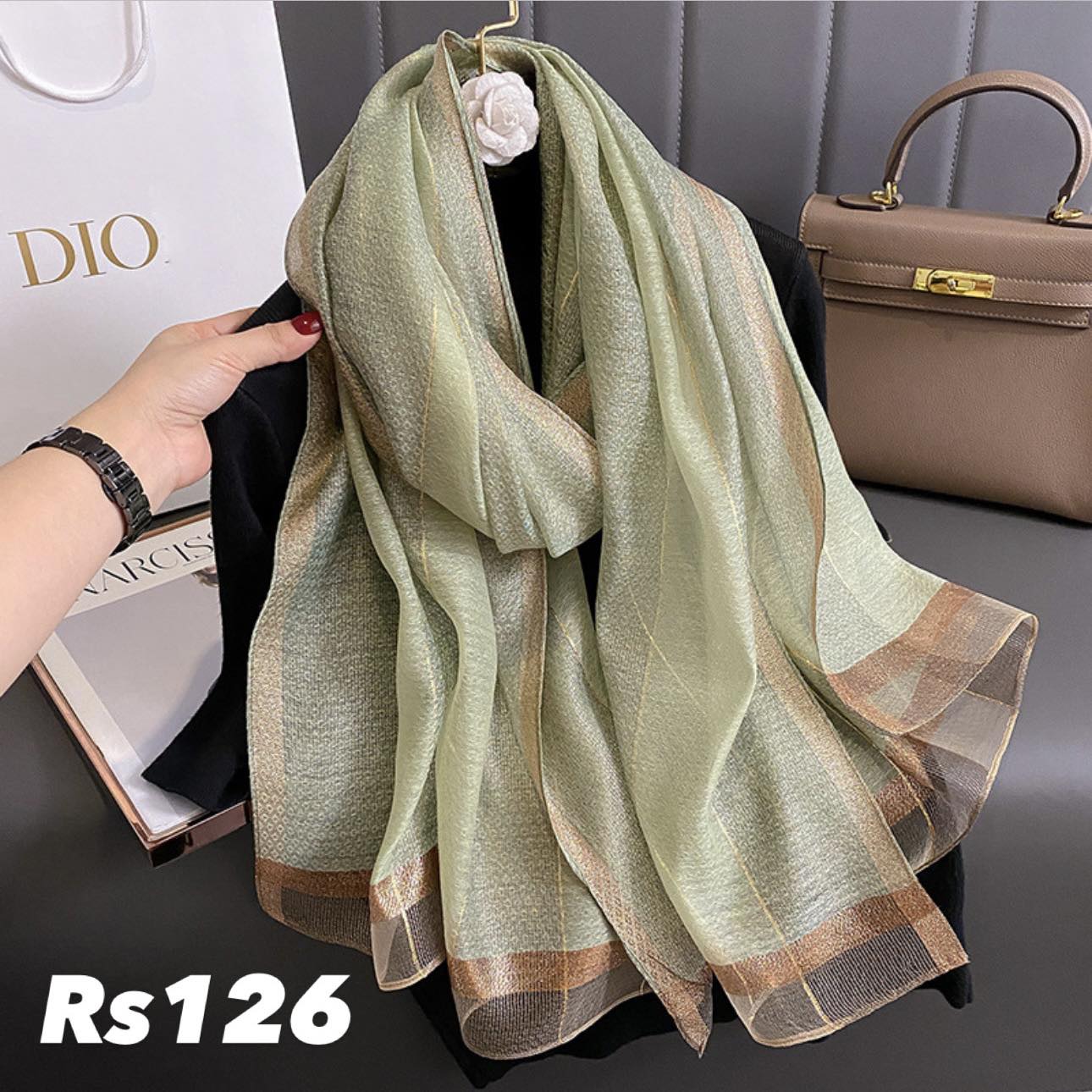 Rosa Creation Foulard Facebook ad: Profitez De Notre Nouvelle Collection 2025 De Foulard…
