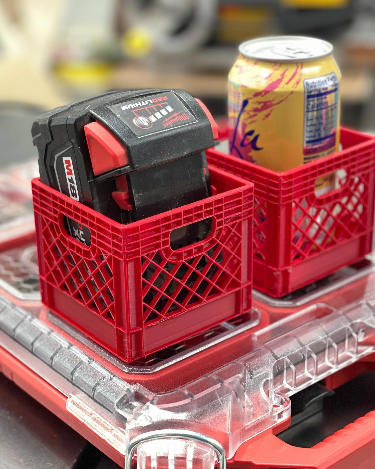 Tool Connect Facebook ad: Personalized PACKOIT Mini Crate.