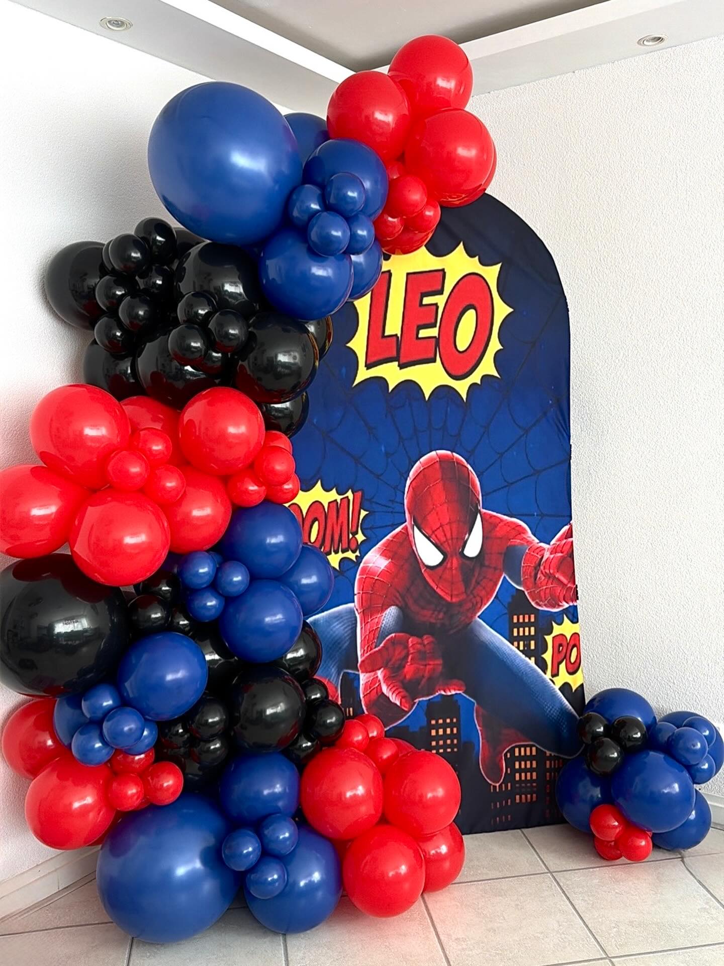 Timetocelebratenl Facebook ad: Spider-Man Birthday Backdrop