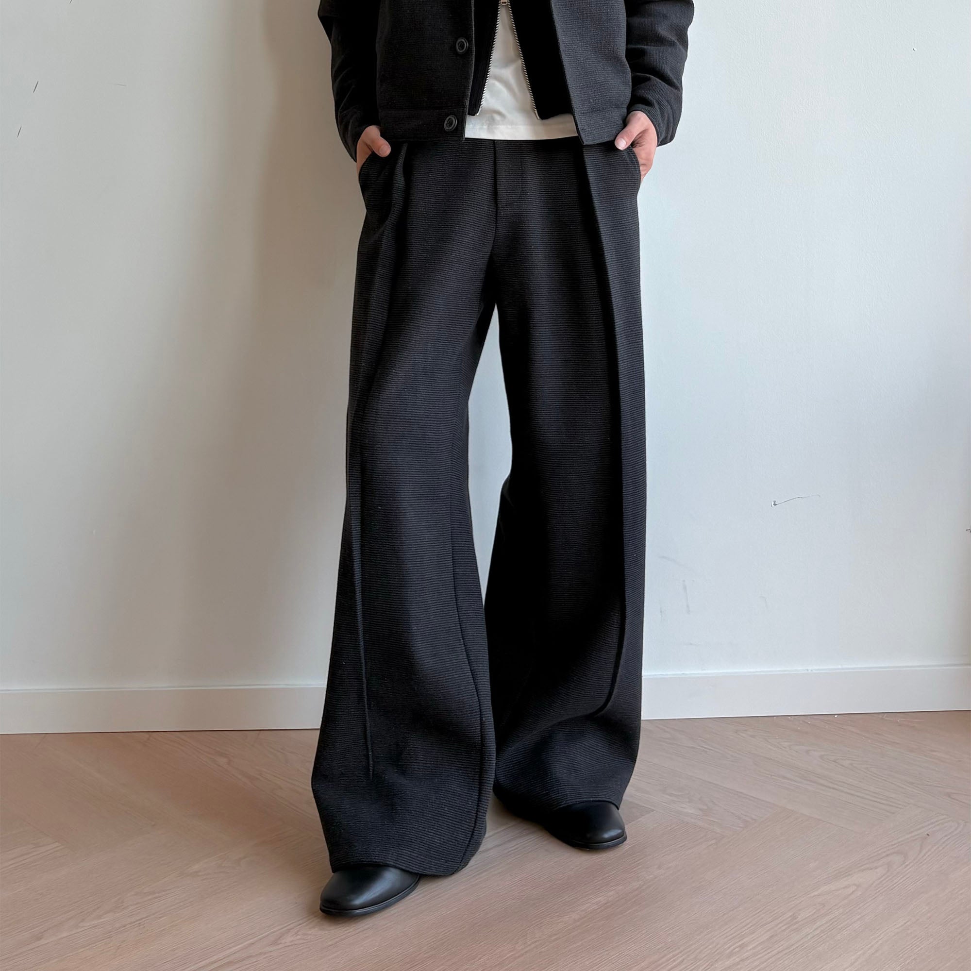 Projectisr Facebook ad: RELABEL Detachable Scarf Washed Multi-Pocket Wide-Leg Shorts
