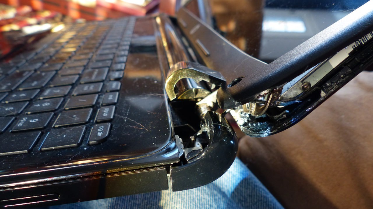 KhmerRepairs Facebook ad: ជួសជុលកុំព្យូទ័រ & ម៉ាស៊ីនព្រីន គ្រប់ប្រភេទ