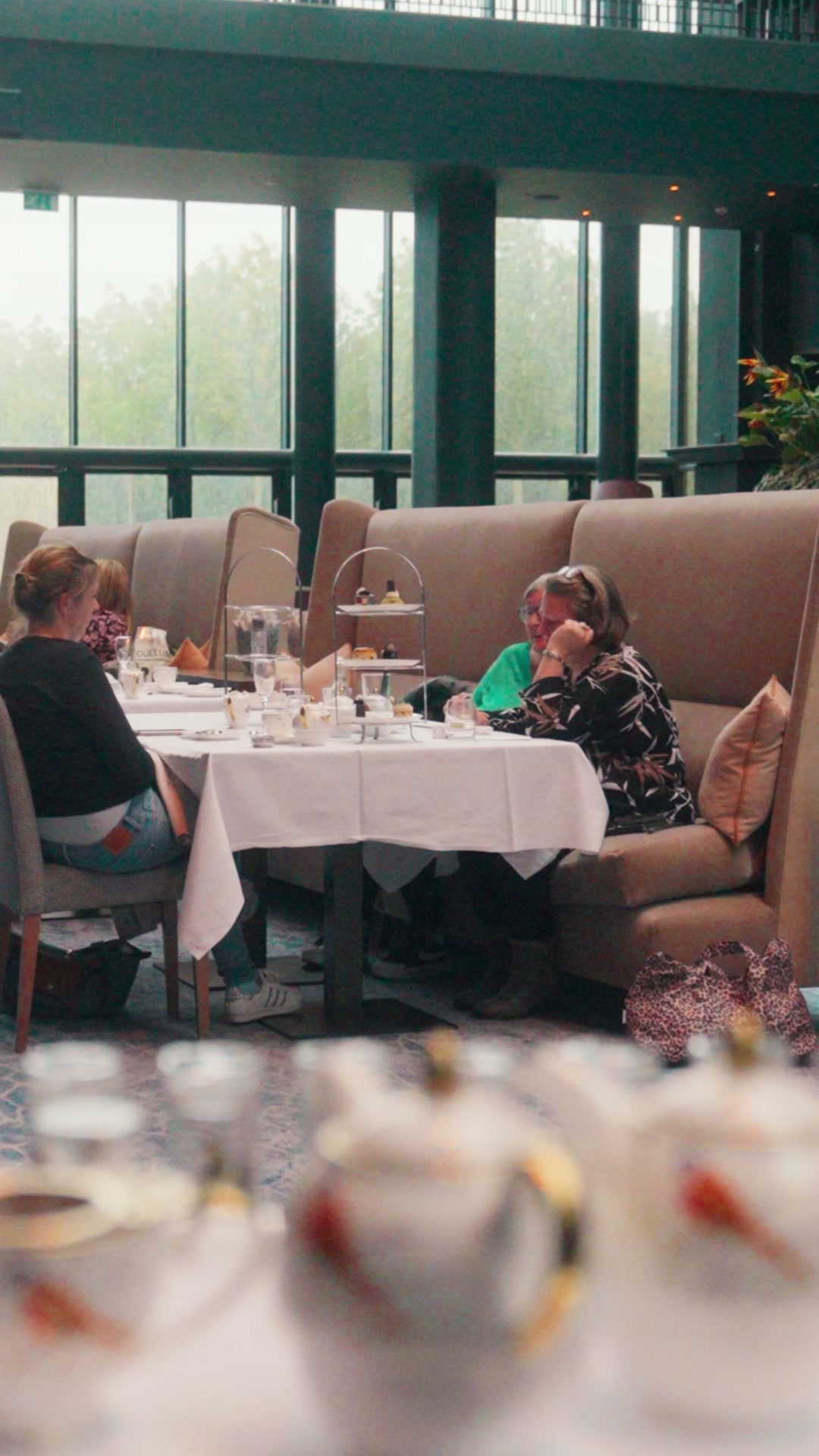 Fairmont St Andrews Facebook ad: Book Your Afternoon Tea