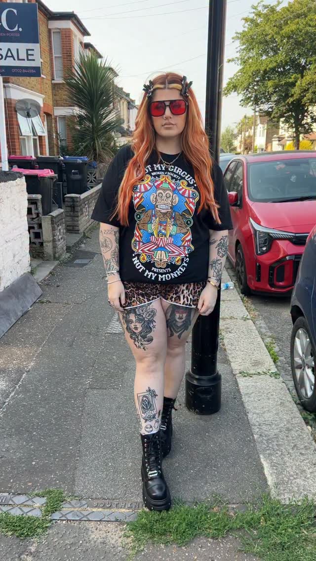 Broken Society Facebook ad: Different ways to style @brokensocietyuk not my circus…