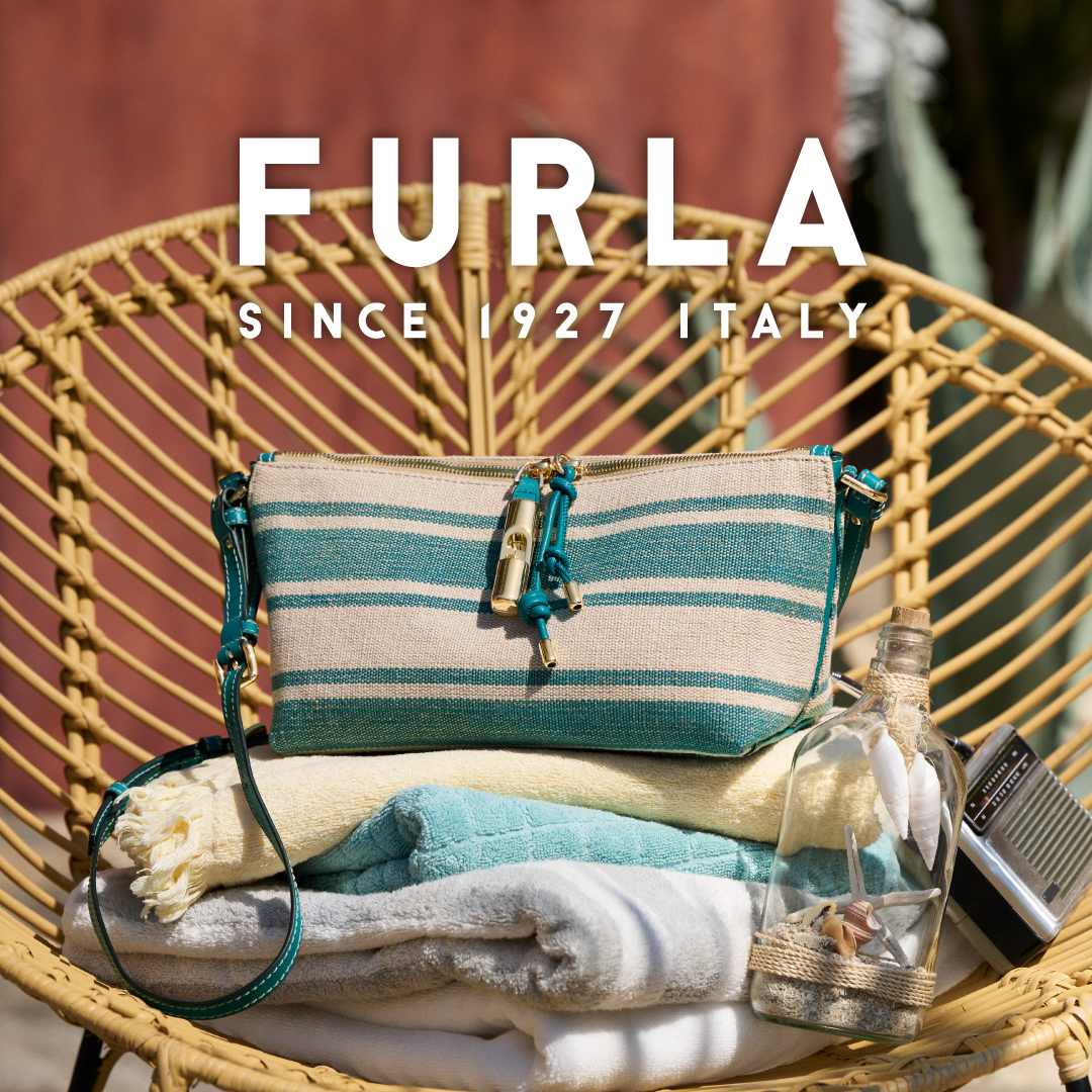 Furla Facebook ad: カジュアルでありながら、洗練された佇まいが魅力の新作「フルラ デビー」が登場。