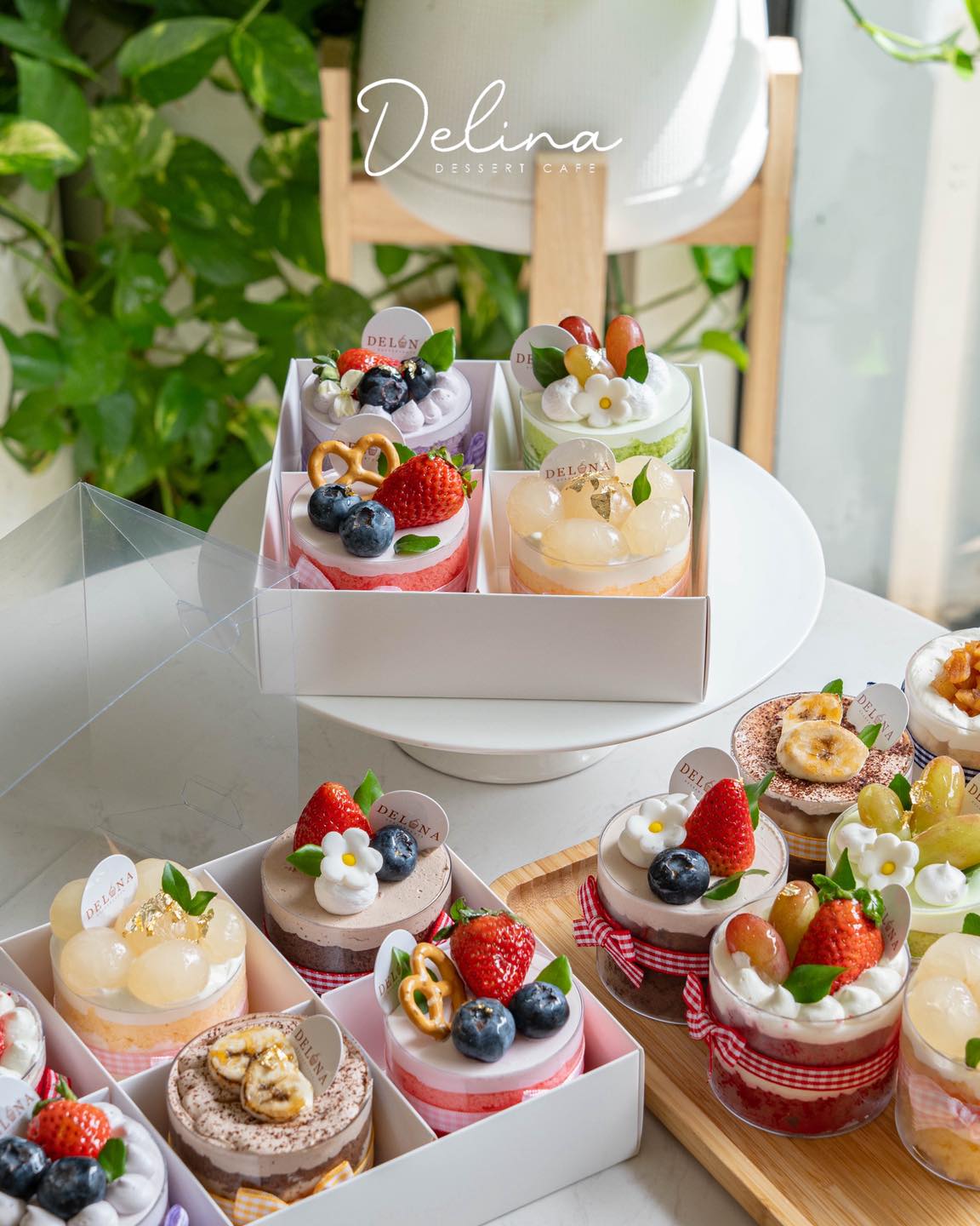 Delina DessertCafe Facebook ad: បងៗដែលចង់បាននំ Cake រឺក៏នំផ្គុំស្អាតៗ រសជាតិឆ្ងាញ់…